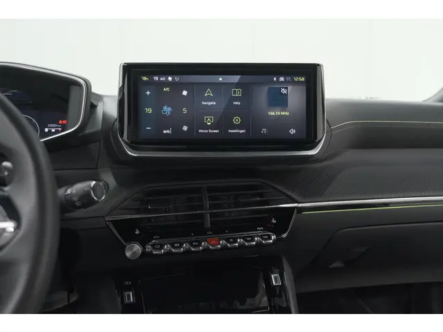 Peugeot 2008 PureTech 130 EAT8 GT 2024 Benzine 58