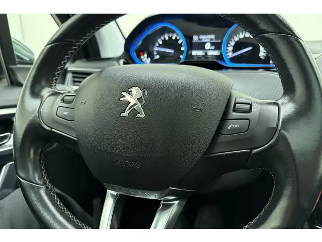 Peugeot 2008 1.2 PureTech Allure 2016 Benzine 21
