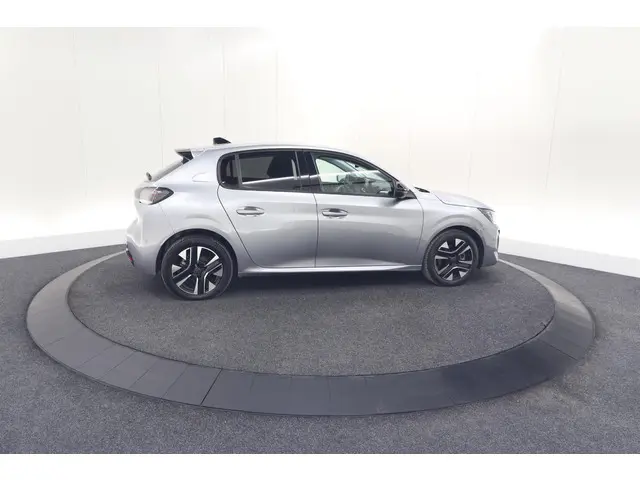 Peugeot 208 PureTech 100 Allure 2024 Benzine 8