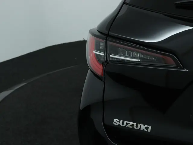 Suzuki Swace 1.8 Hybrid Select 2024 Hybride Benzine 39