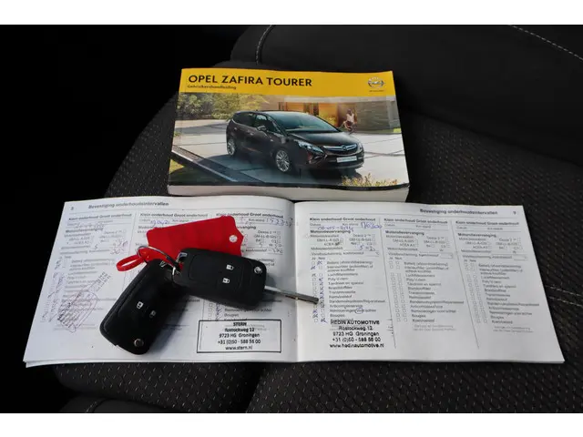 Opel Zafira Tourer 1.4 Cosmo 2012 Benzine 3