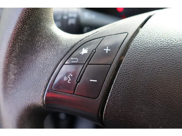 Opel Combo 1.6 CDTi L2H1 Sport 2017 Diesel 20