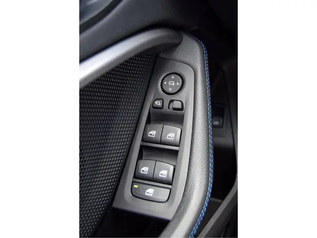 BMW 1 Serie 120i 2023 Benzine 38