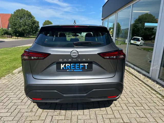 Nissan QASHQAI 1.3 MHEV 2023 Hybride Benzine 12