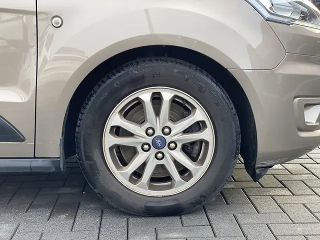 Ford Transit Connect 1.5 EcoBlue L2 Limited 2020 Diesel 6