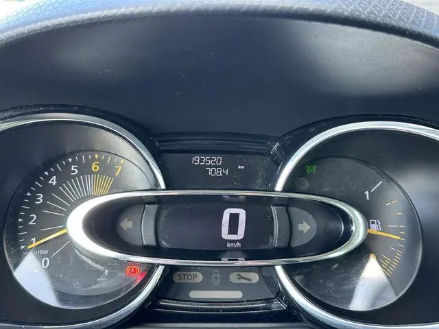 Renault Clio 0.9 TCe ECO Night&Day 2014 Benzine 21