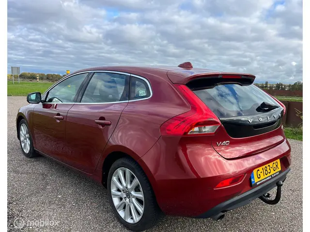 Volvo V40 1.6 T4 Summum 2014 Benzine 9