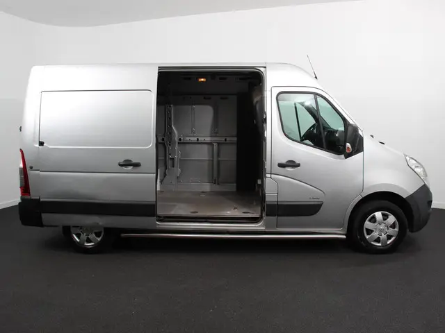 Opel Movano 2.3 CDTI L2H2 2018 Diesel 30
