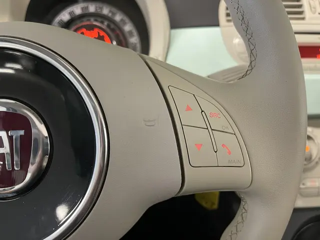 Fiat 500 1.2 Lounge 2015 Benzine 24