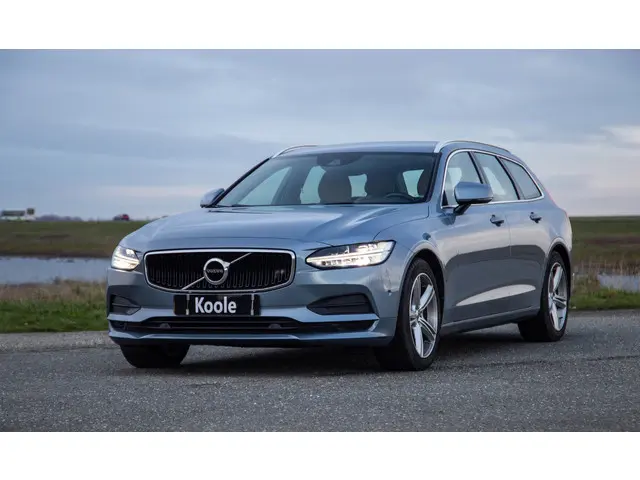 Volvo V90 2.0 T5 Momentum 2017 Benzine 4