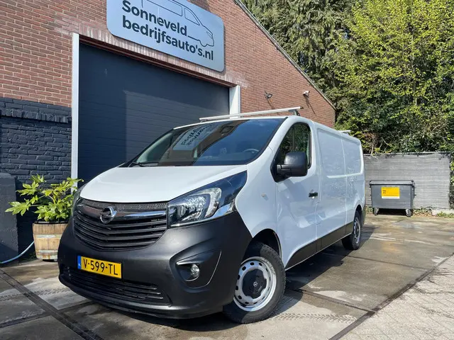 Opel Vivaro 2