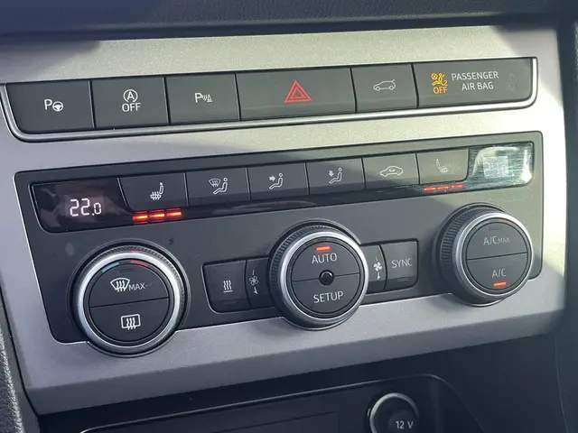 SEAT Ateca 1.5 TSi DSG FR Business Intense 2022 Benzine 15