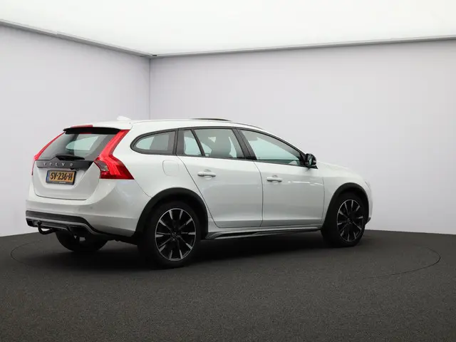 Volvo V60 2