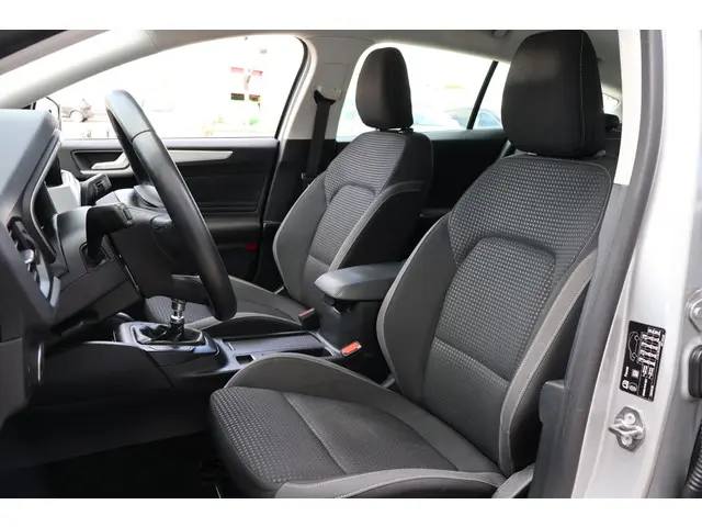 Ford Focus Wagon 1.0 Business 2021 Benzine 12