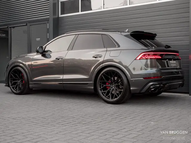 Audi Q8 55 TFSI e quattro S-Line 2021 Hybride Benzine 12