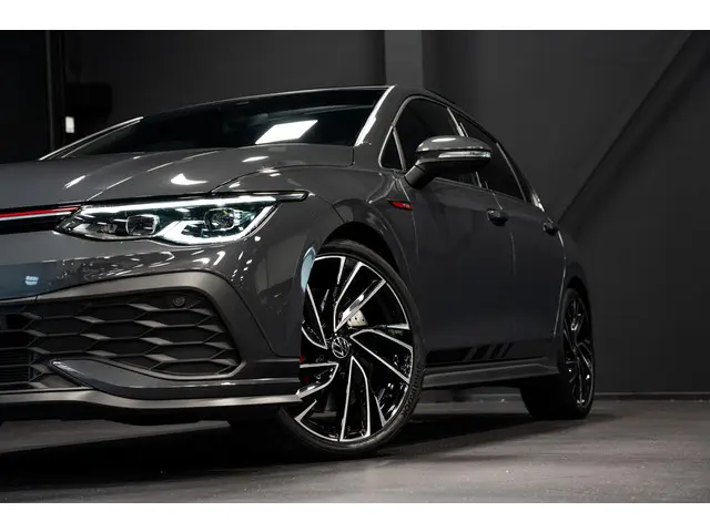 Volkswagen Golf 2.0 TSI GTI 2022 Benzine 6