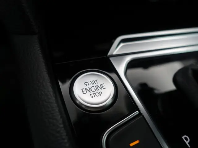Volkswagen Arteon 1.5 TSI 180pk R Line Aut- 2019 Benzine 18