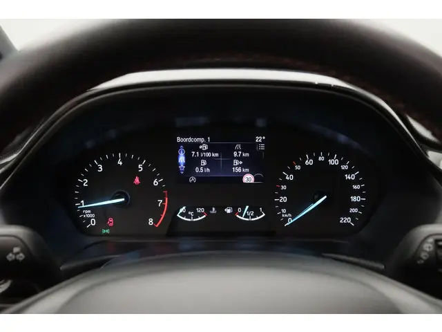 Ford Fiesta 1.0 EcoBoost Hybrid ST-Line X 2023 Benzine 23