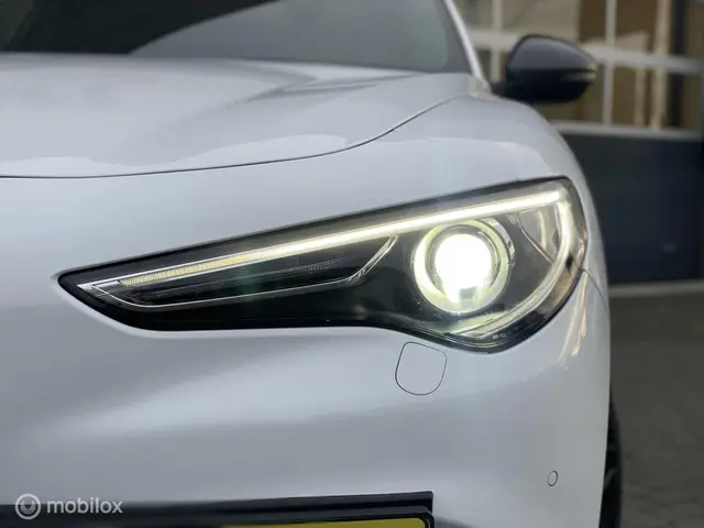 Alfa Romeo Stelvio 2.0 T AWD Veloce BOMVOLL!! 2018 Benzine 4