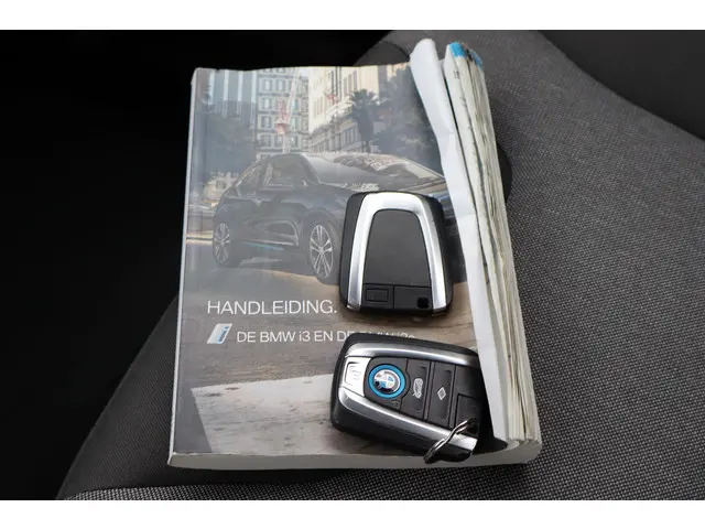 BMW i3 Basis 120Ah 42 kWh 2020 Elektrisch 3