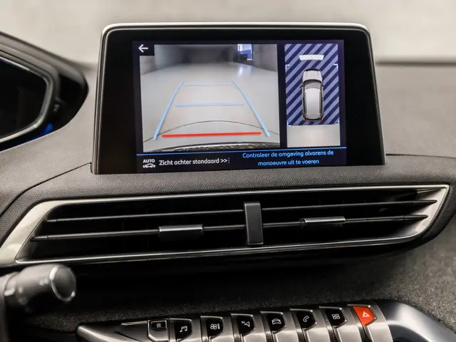 Peugeot 3008 1.2 PureTech GT Line 2018 Benzine 16