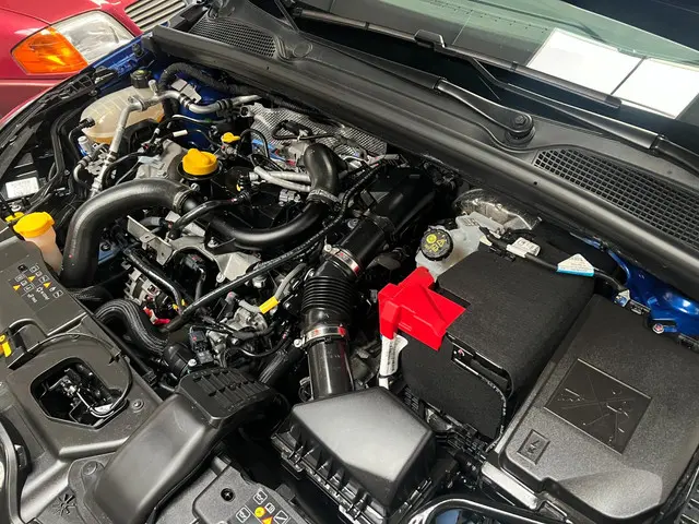 Renault Clio 1.0 TCe 90 R.S. Line 2022 Benzine 18