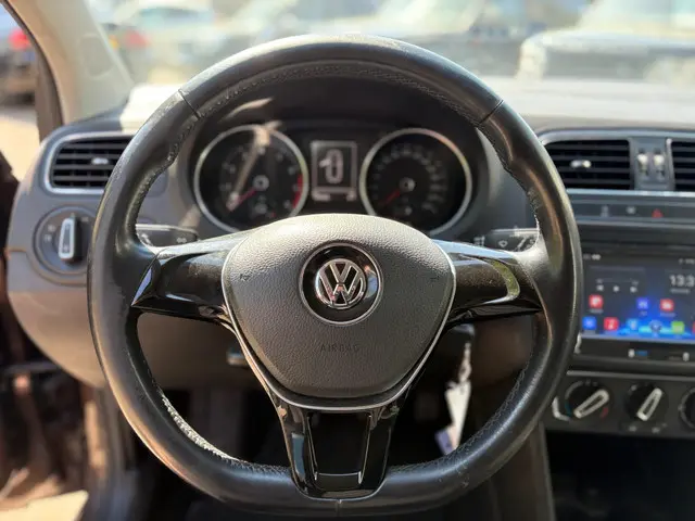 Volkswagen Polo 1.2 TSI First Edition 2014 Benzine 13