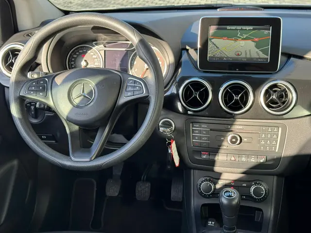Mercedes-Benz B-Klasse 180 Ambition 2015 Benzine 10
