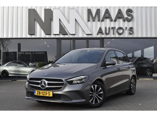Mercedes-Benz B-Klasse 180 Trekhaak - Camera 2019 Benzine