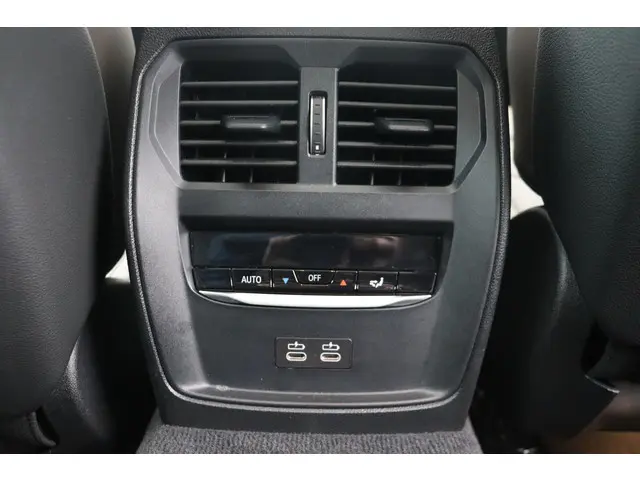 BMW i4 M50 High Executive 2023 Elektrisch 19