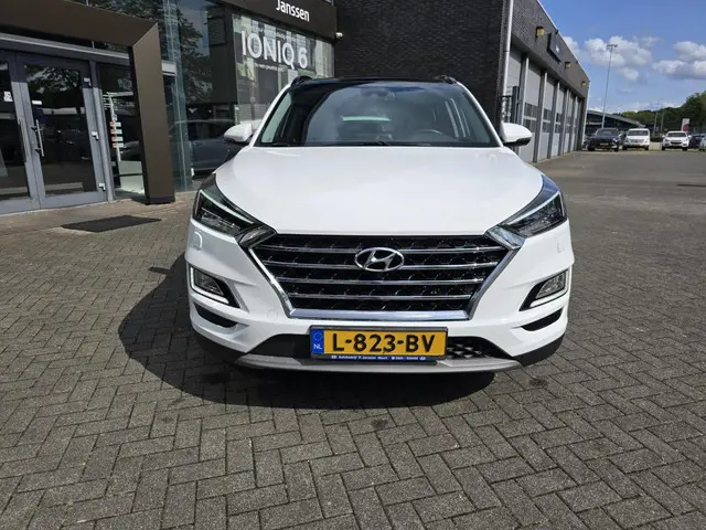 Hyundai Tucson 1.6 T-GDI Premium AUT/trekhaak 2019 Benzine 31