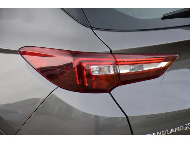 Opel Grandland X 1.2 Turbo Ultimate 2018 Benzine 26