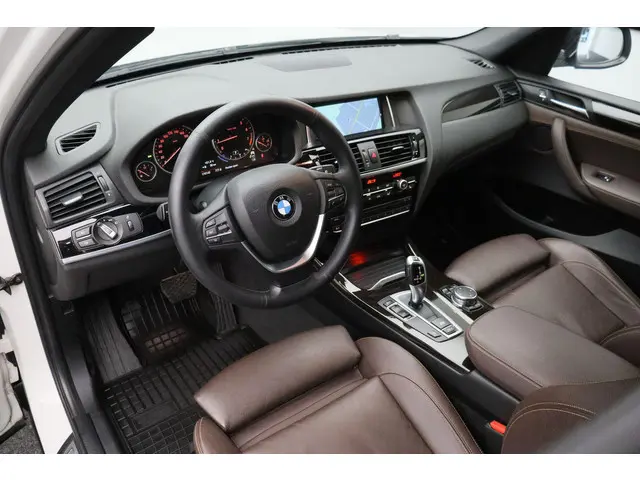 BMW X3 sDrive20i High Executive 2016 Benzine 5
