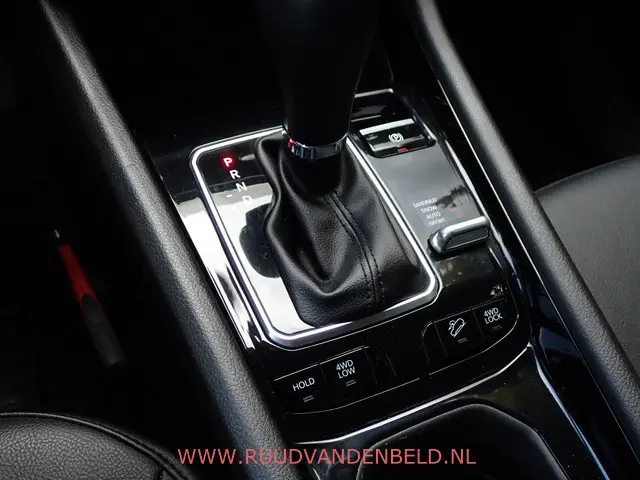 Jeep Compass 4XE 240 PHEV Upland 2023 Hybride Benzine 14