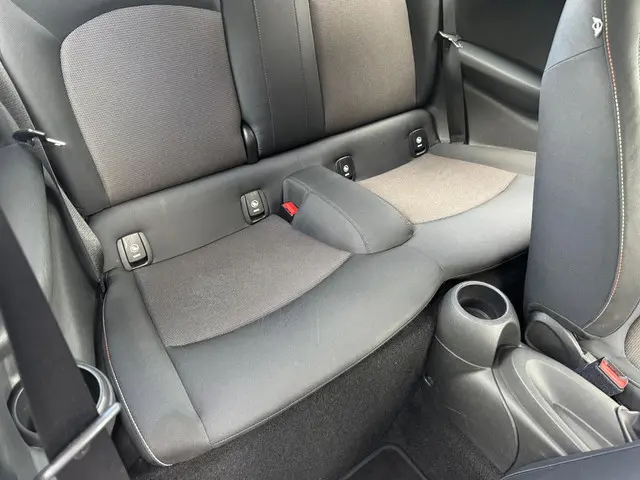 MINI One Mini 1.2 *AIRCO* MOOIE FRISSE AUTO* 2015 Benzine 8