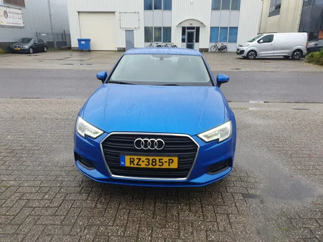 Audi A3 Limousine 1.0 TFSI Autom 2e eig 2018 Benzine 2