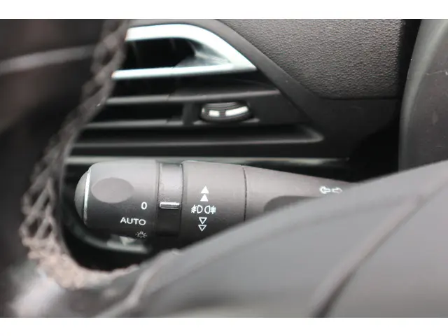 Citroën Grand C4 Picasso 1.6 THP Business 2015 Benzine 18