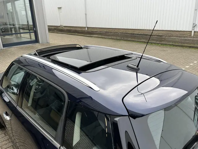 MINI Countryman 1.6 One Knockout Edition 2014 Benzine 74