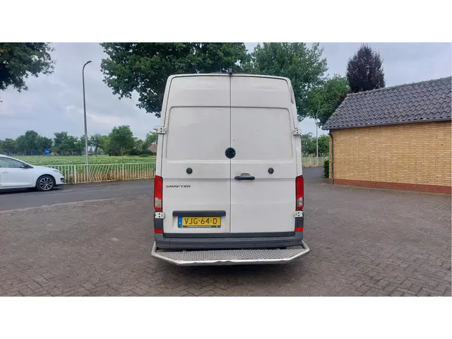 Volkswagen Crafter 35 2.0 TDI L4H3 Highline 2021 Diesel 8