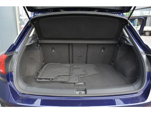 Volkswagen T-Roc 1.5 TSI Sport 2018 Benzine 13