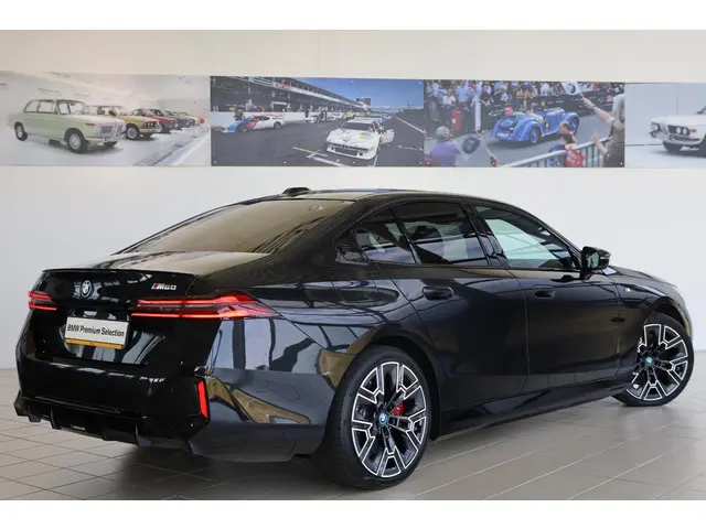 BMW i5 M60 xDrive 2024 Elektrisch 2