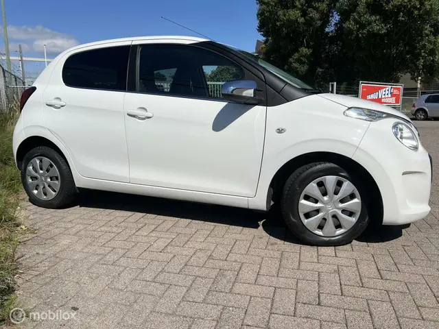 Citroën C1 1.0 e-VTi Shine 2015 Benzine 3