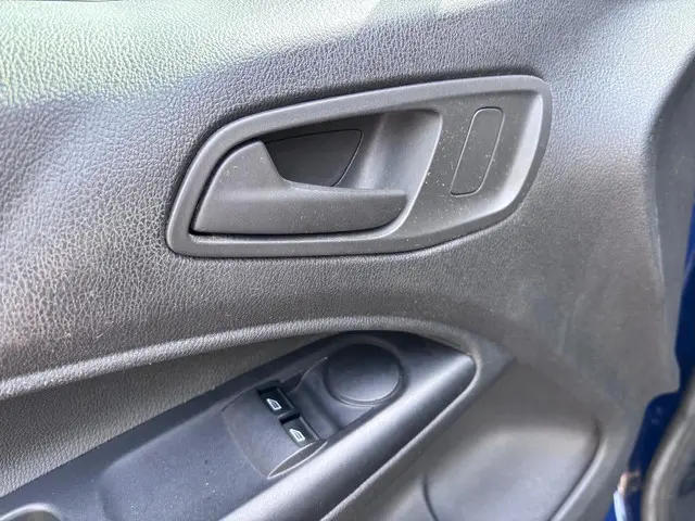 Ford Transit Connect 1.0 Ecoboost L1 2017 Benzine 17