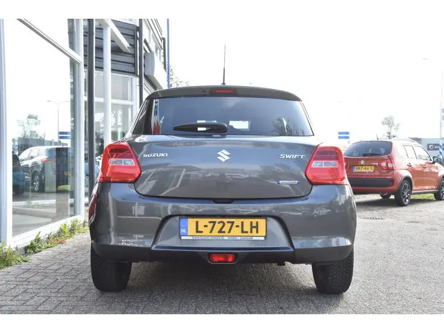 Suzuki Swift 1.2 Style Smart Hybrid 2021 Hybride Benzine 22