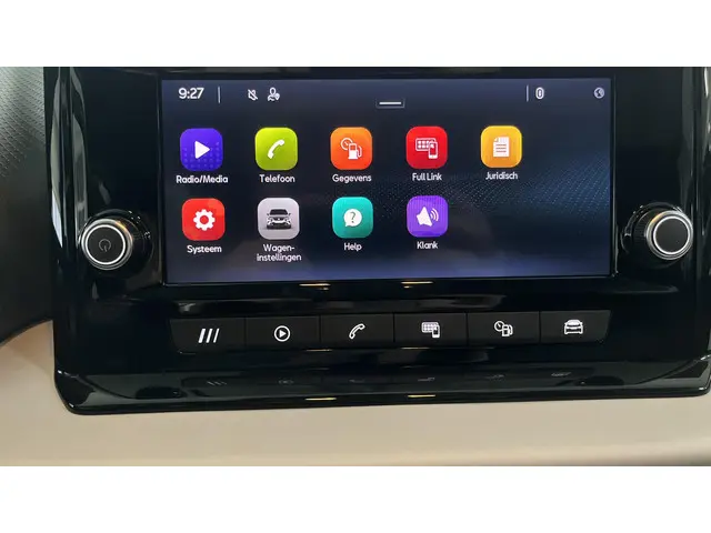 SEAT Arona 1.0 TSI Style 2024 Benzine 22