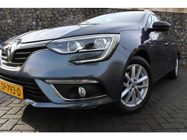 Renault Mégane Estate 1.2 TCe Limited 2018 Benzine 10