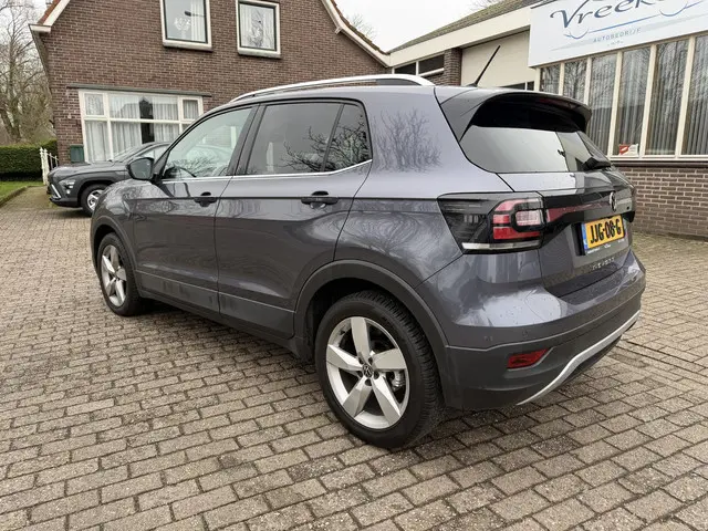 Volkswagen T-Cross 2