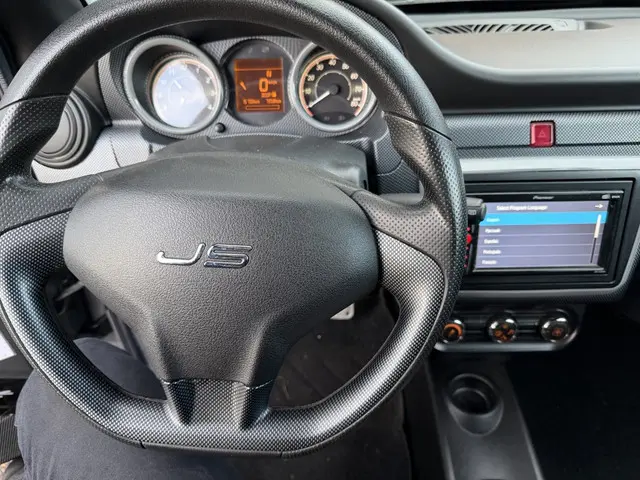 Ligier JS60 Brommobiel Chic 2021 Diesel 13