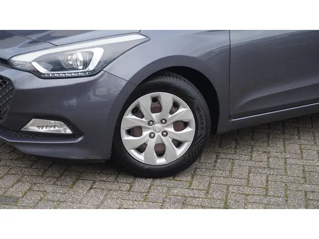 Hyundai i20 1.2 HP i-Motion 2016 Benzine 7