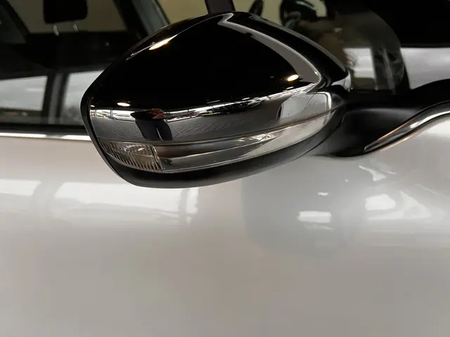 Peugeot 2008 1.6 VTi Féline 2013 Benzine 22